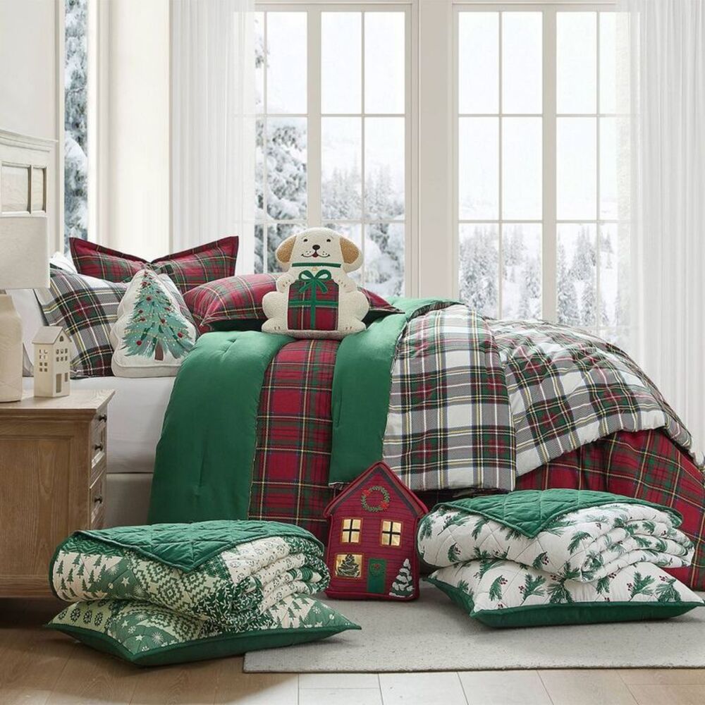 Hallmark King Flannel Greenery Print Quilt Set - Picture 5 of 5
